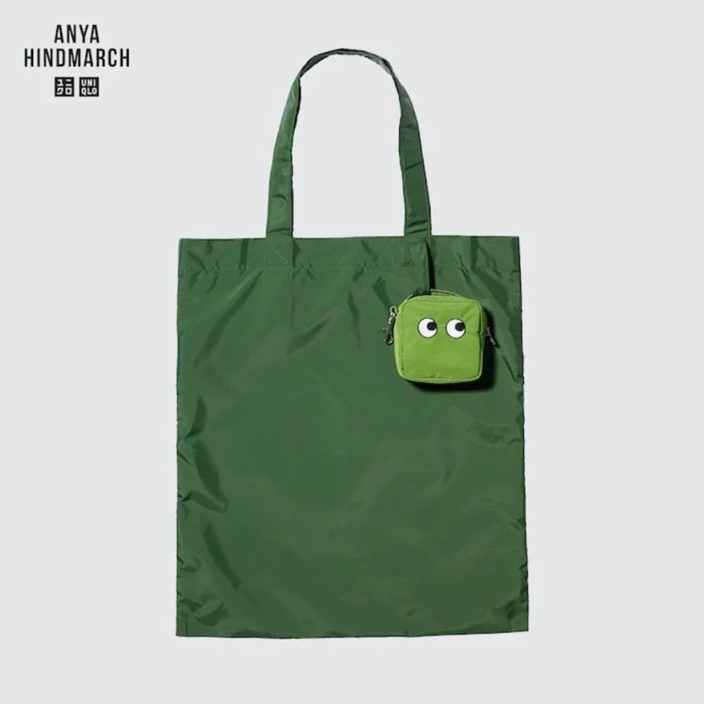 NWOT Anya Hindmarch x Uniqlo Green Packable Tote Bag & Charm - Picture 6 of 6
